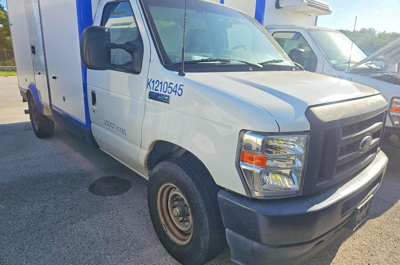 Salvage Ford Econoline Image