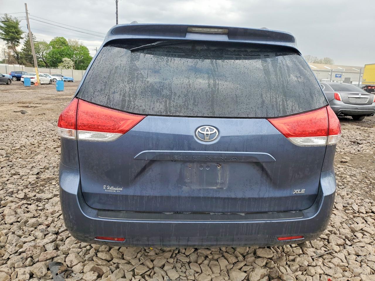 Toyota Sienna Xle 8-passenger