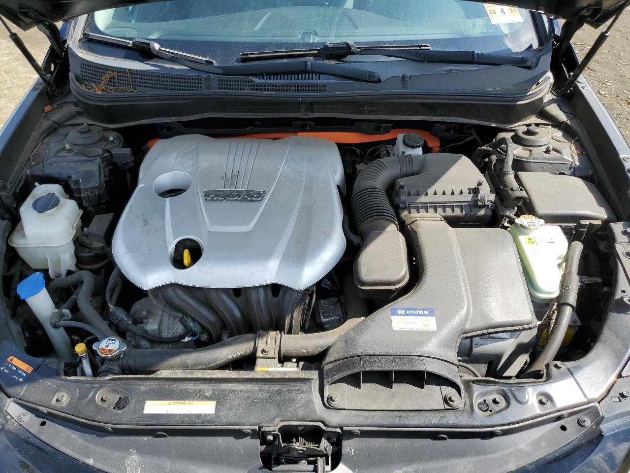 Hyundai SONATA Hybrid