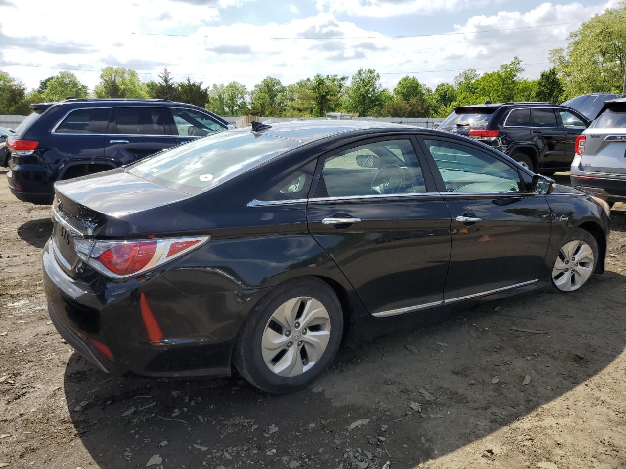 Hyundai SONATA Hybrid