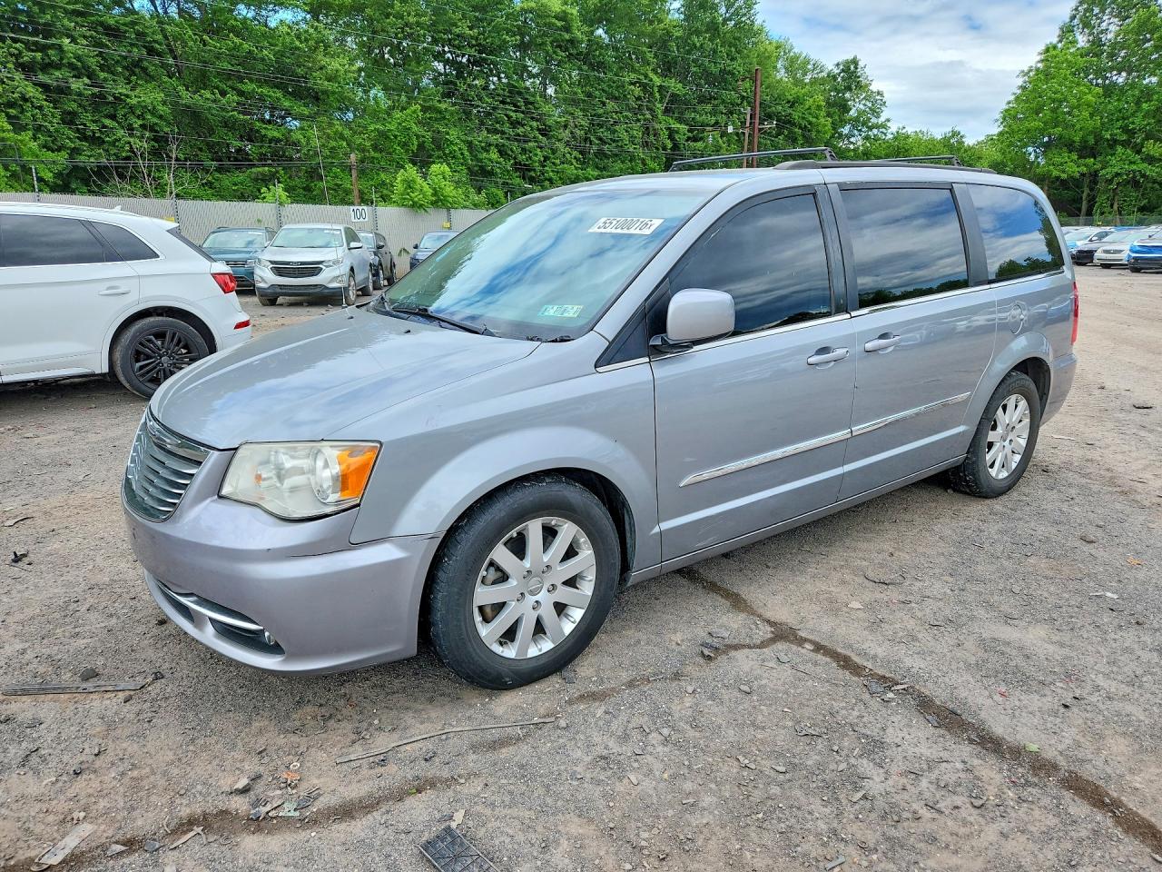 Salvage Chrysler Minivan Image