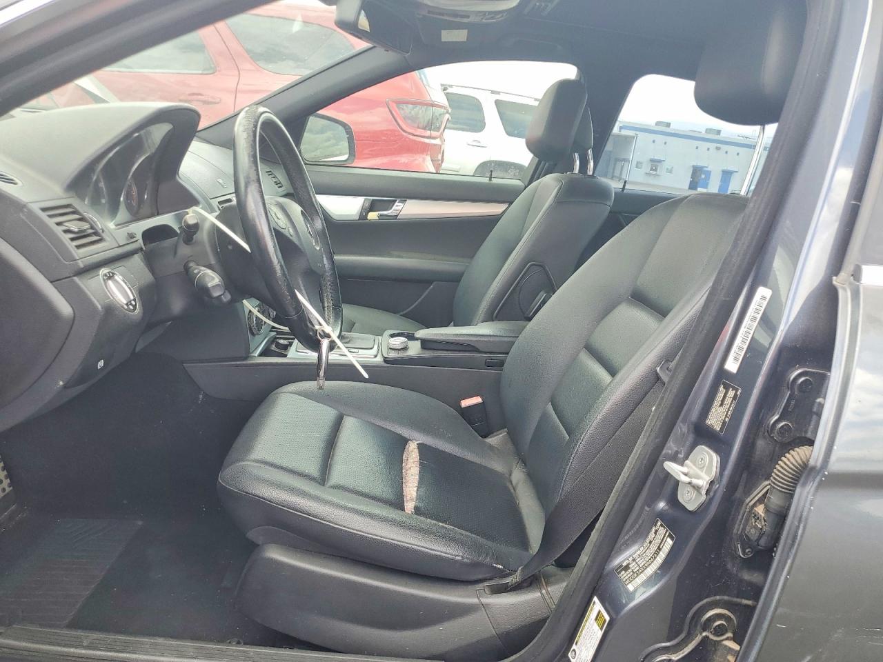 Mercedes-Benz C-Class 300