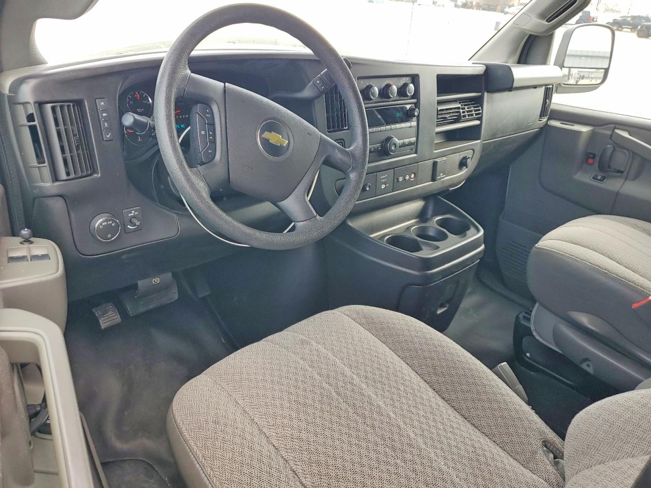 Chevrolet Express Ls