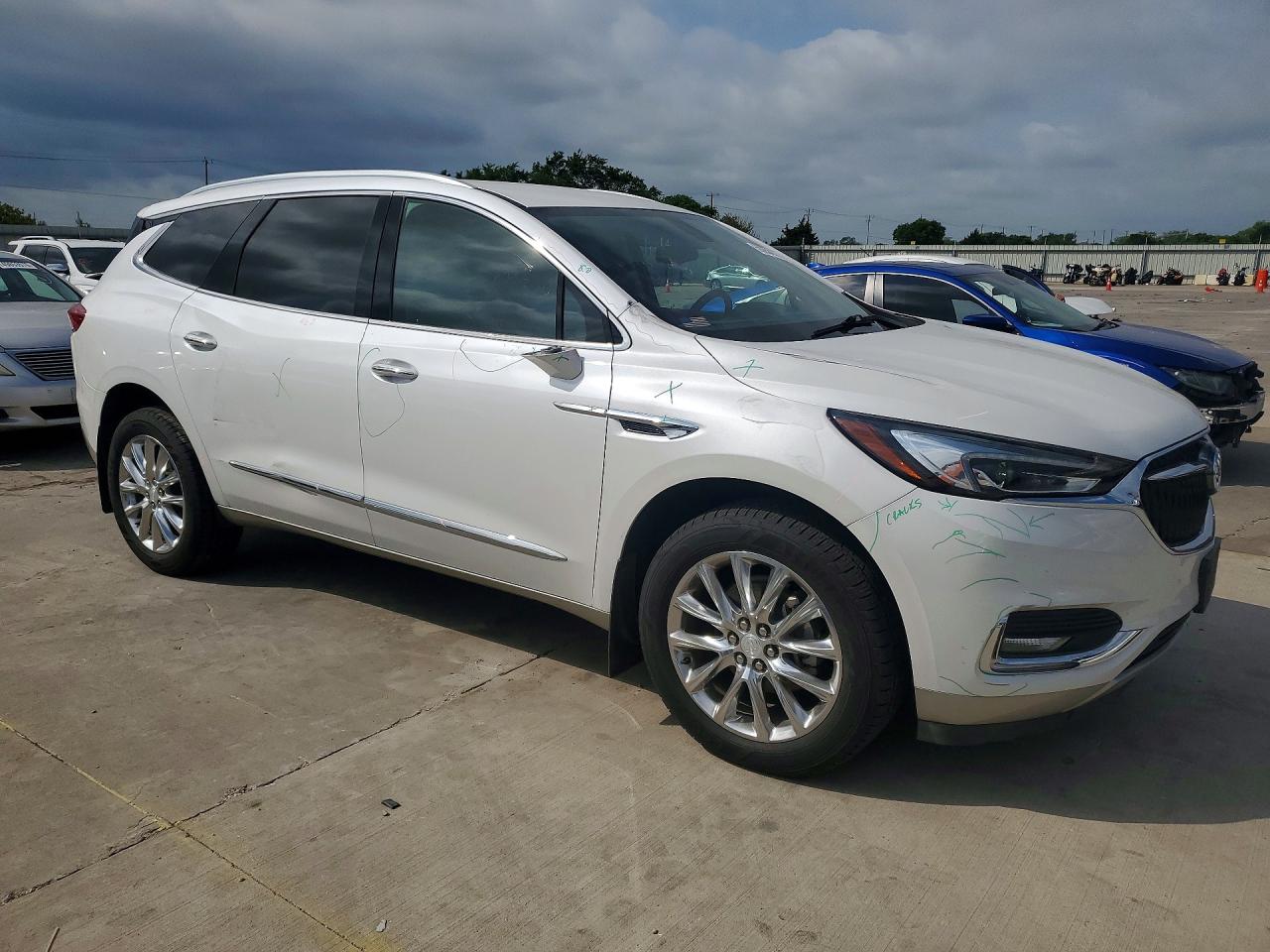 Buick Enclave Essence