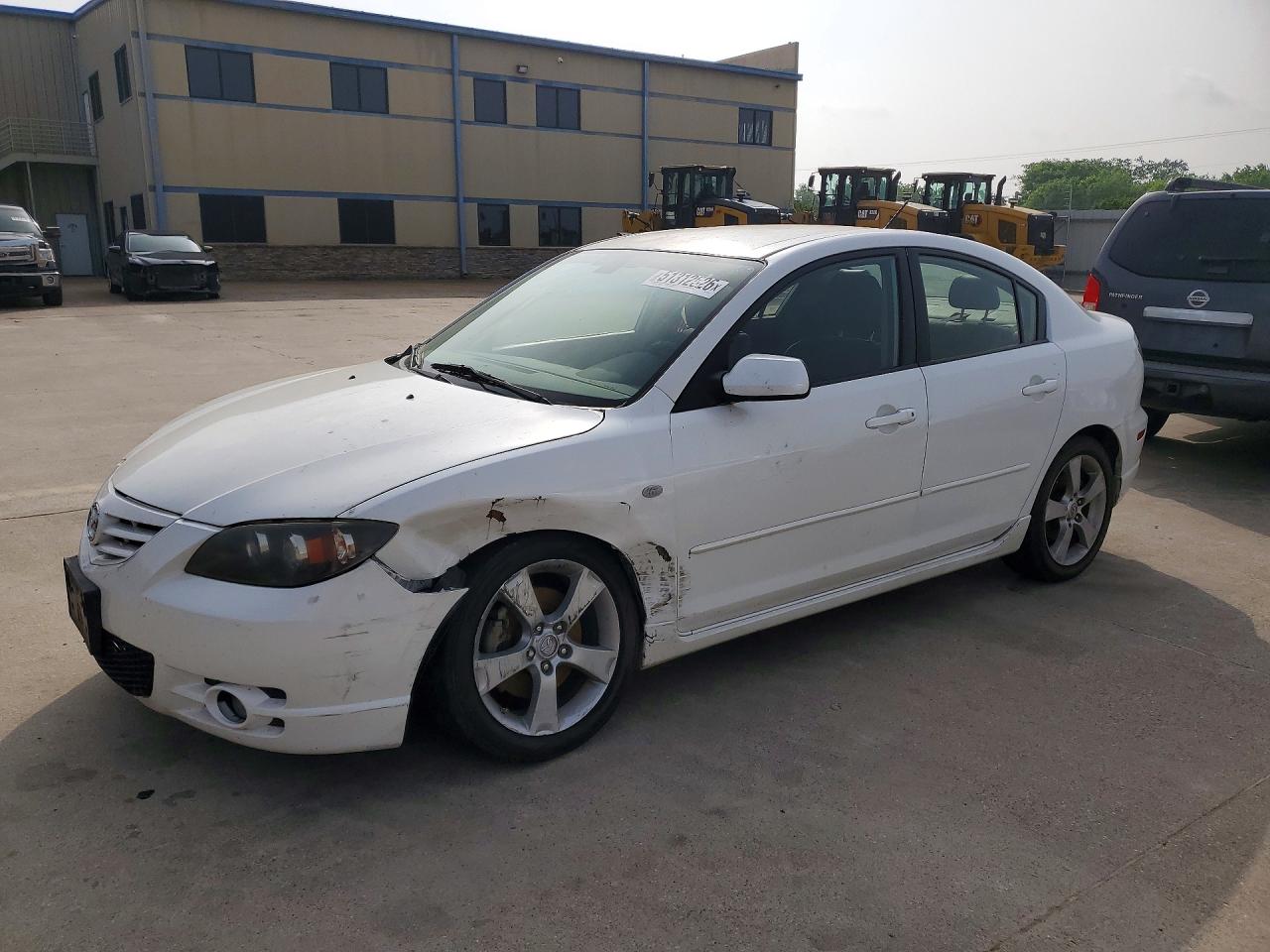Salvage Mazda Mazda3 Image
