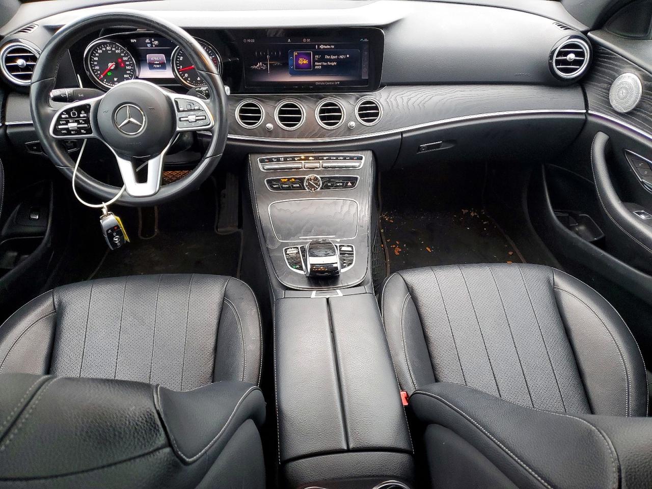 Mercedes-Benz E-Class 300