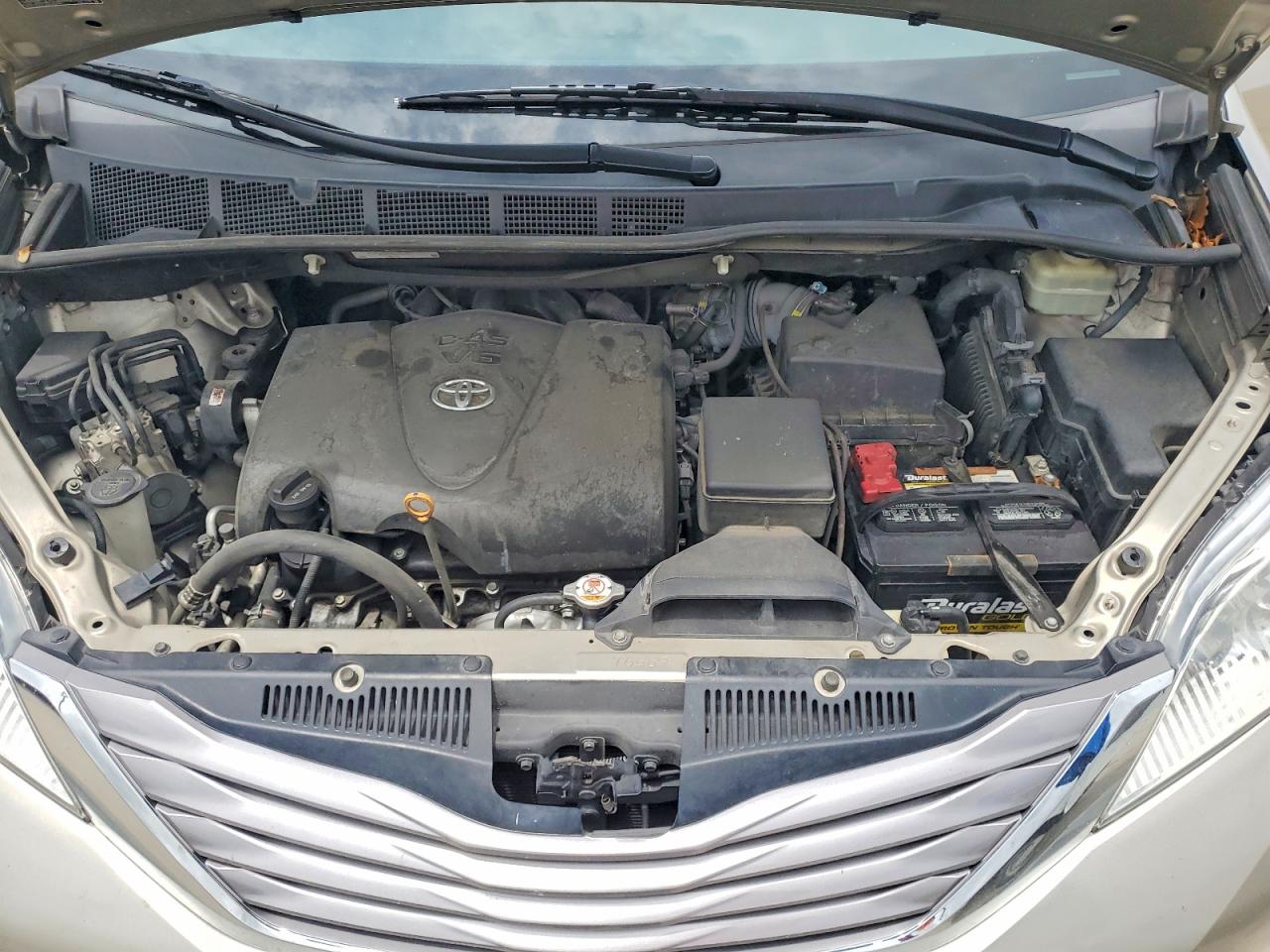Toyota Sienna Xle 8-passenger