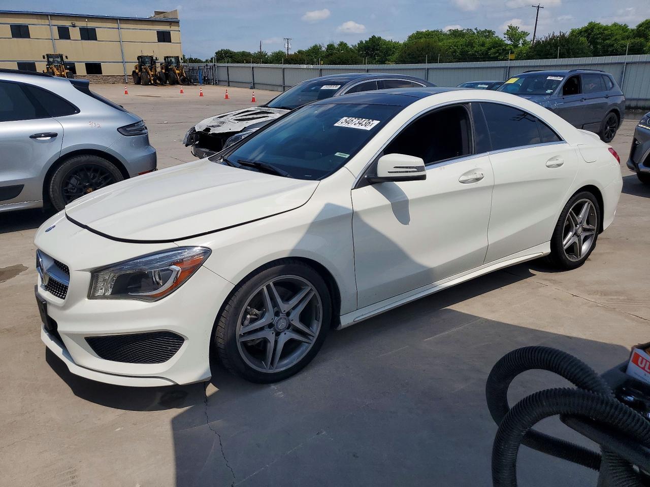 Salvage Mercedes-Benz Cla-class Image
