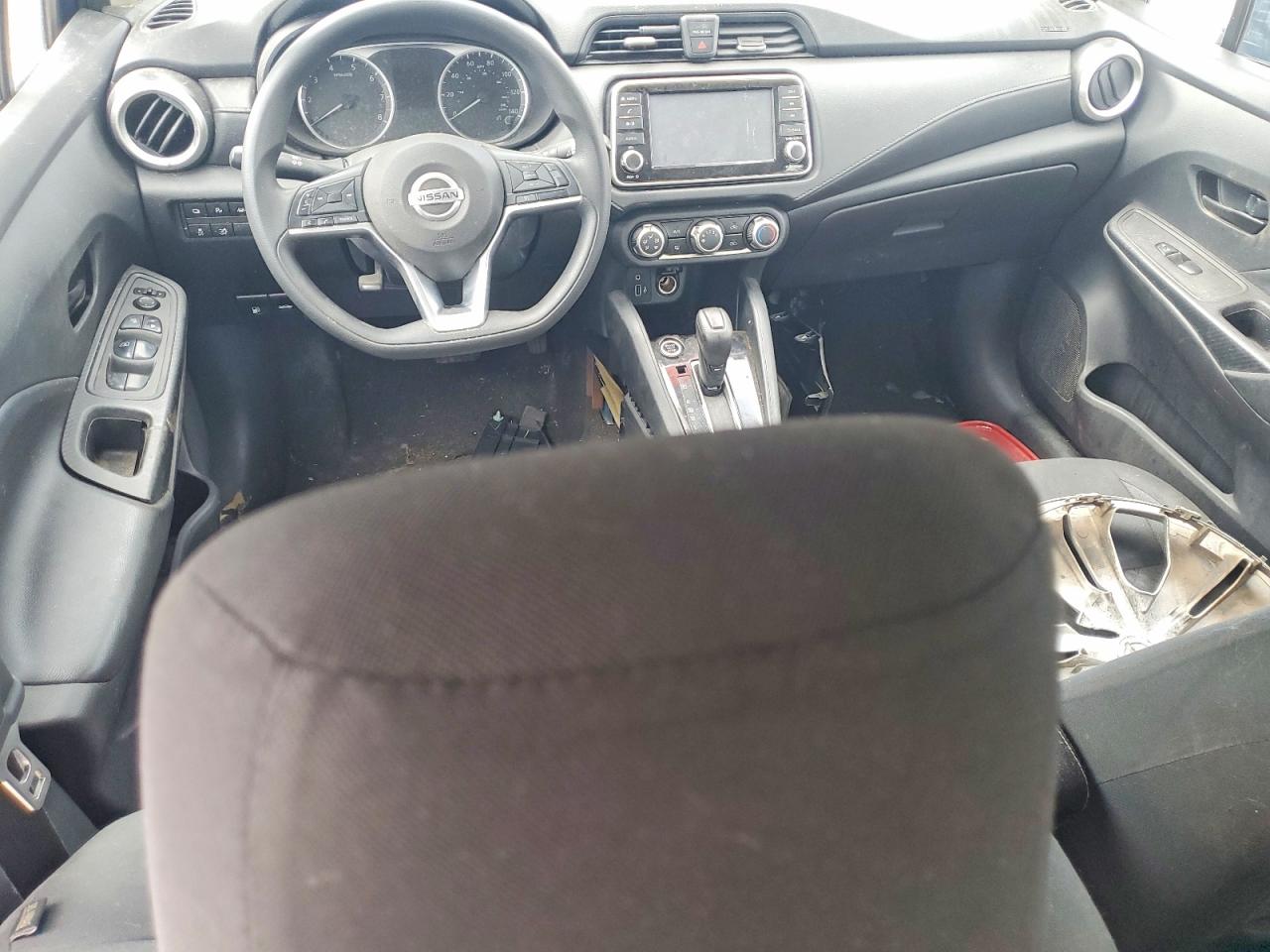Nissan Versa S