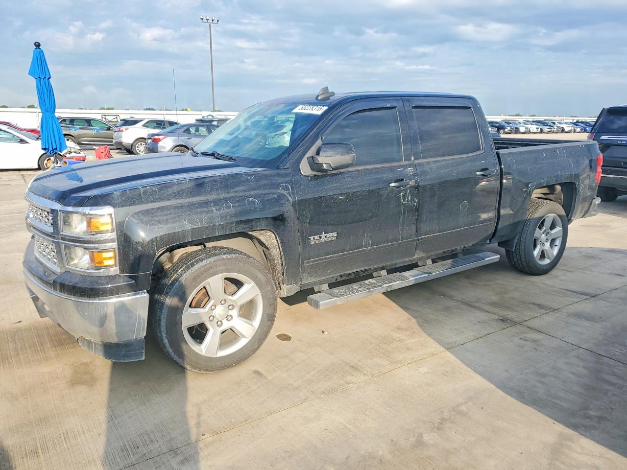 Salvage Chevrolet Silverado Image