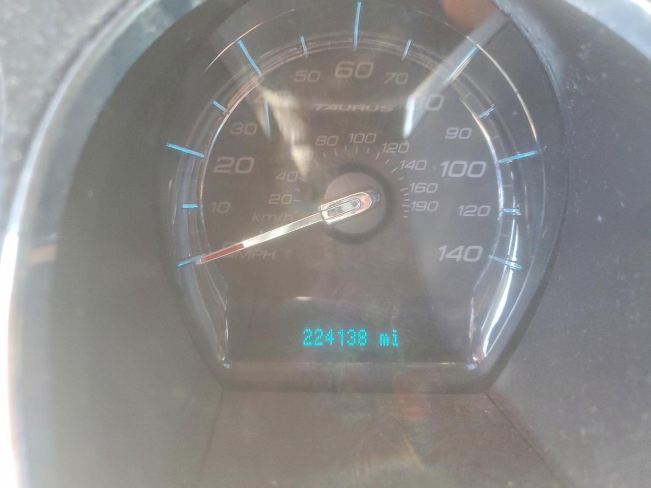 Ford Taurus Limited