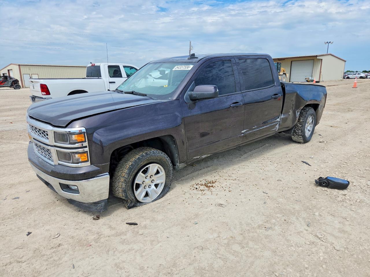 Salvage Chevrolet Silverado Image