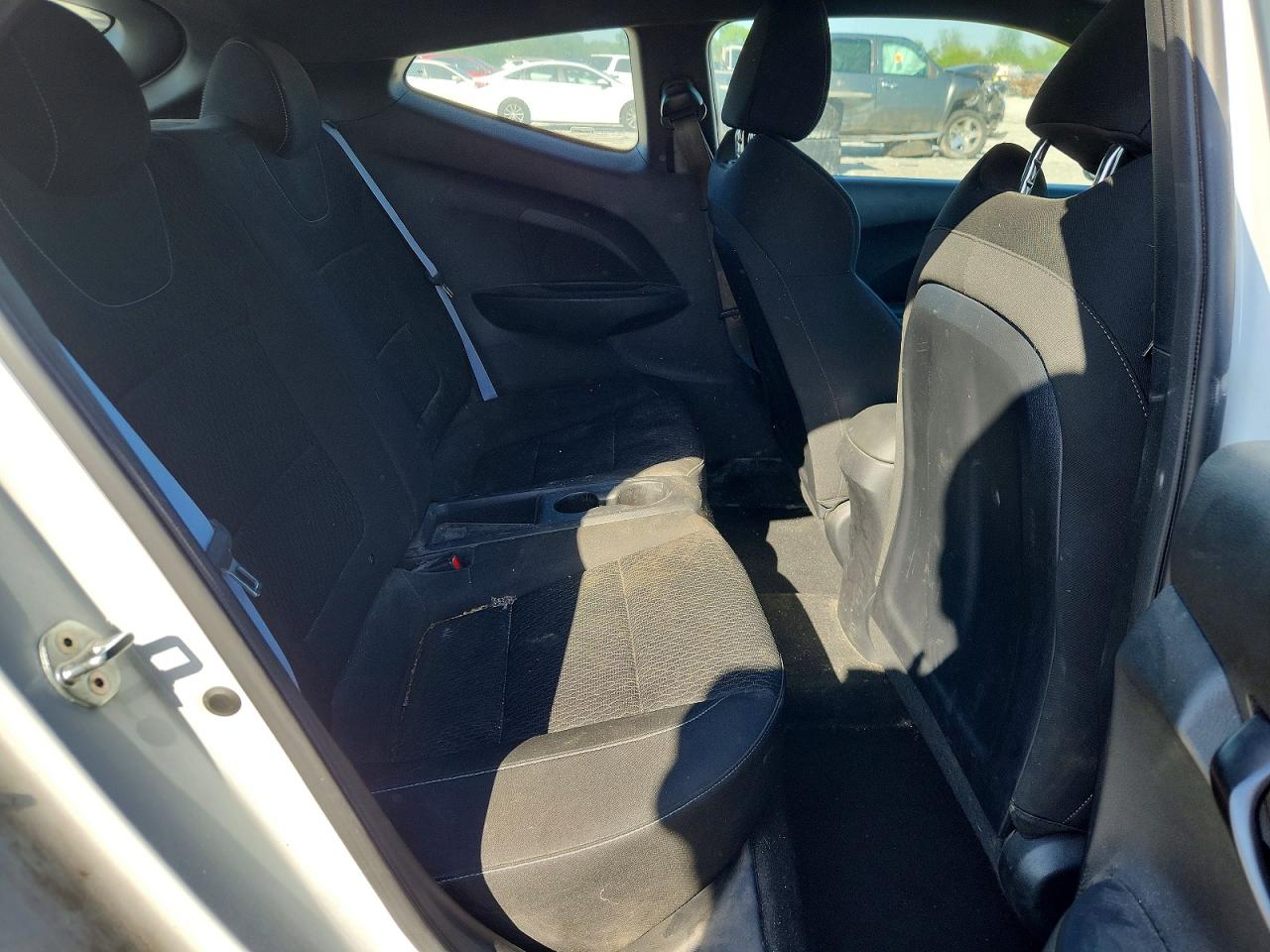 Hyundai VELOSTER Base