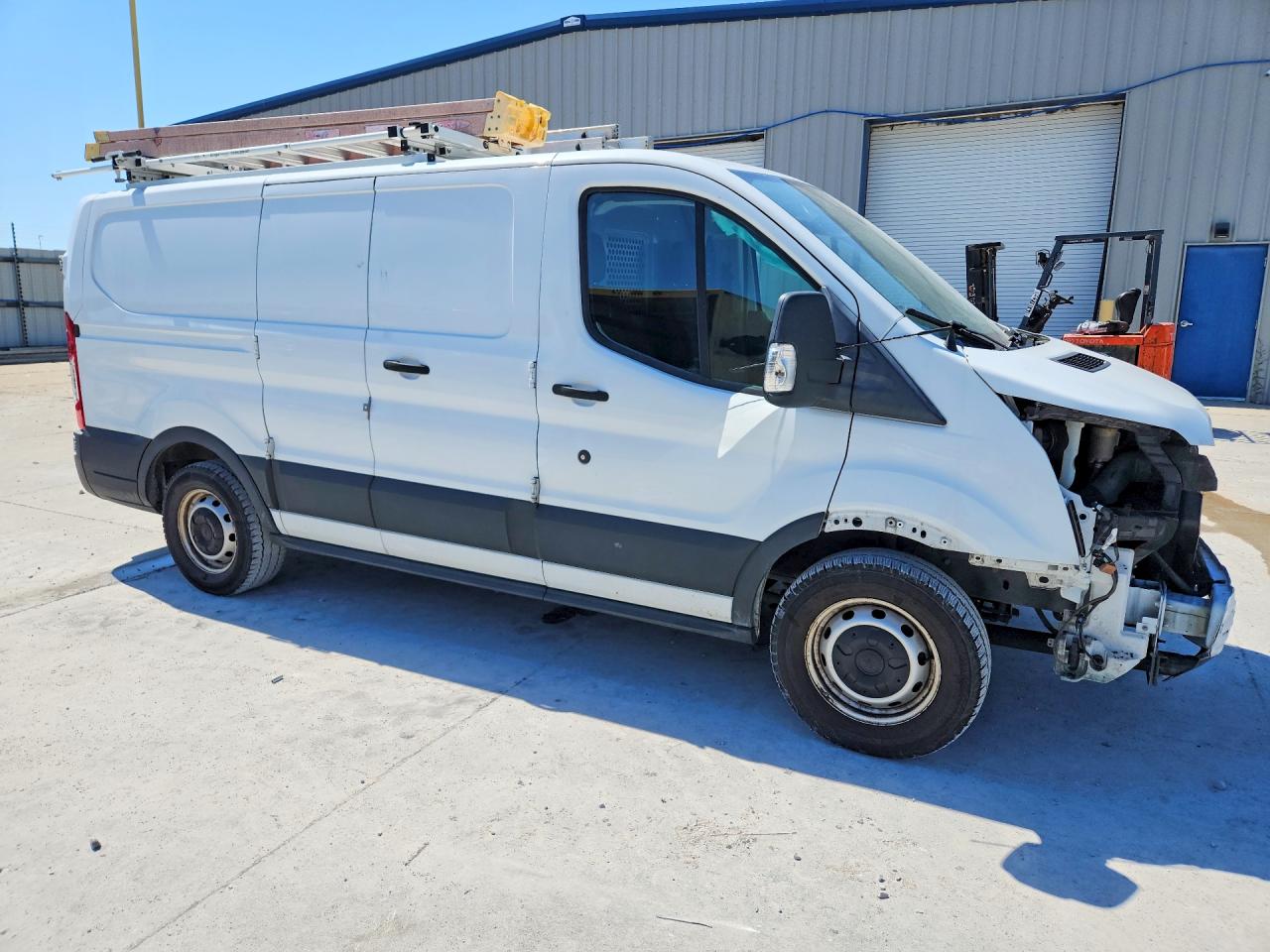 Ford Transit T-150