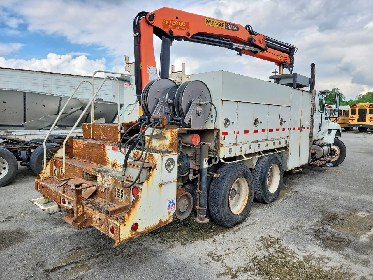 International 7400