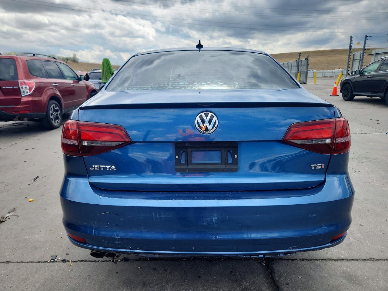 Volkswagen Jetta S