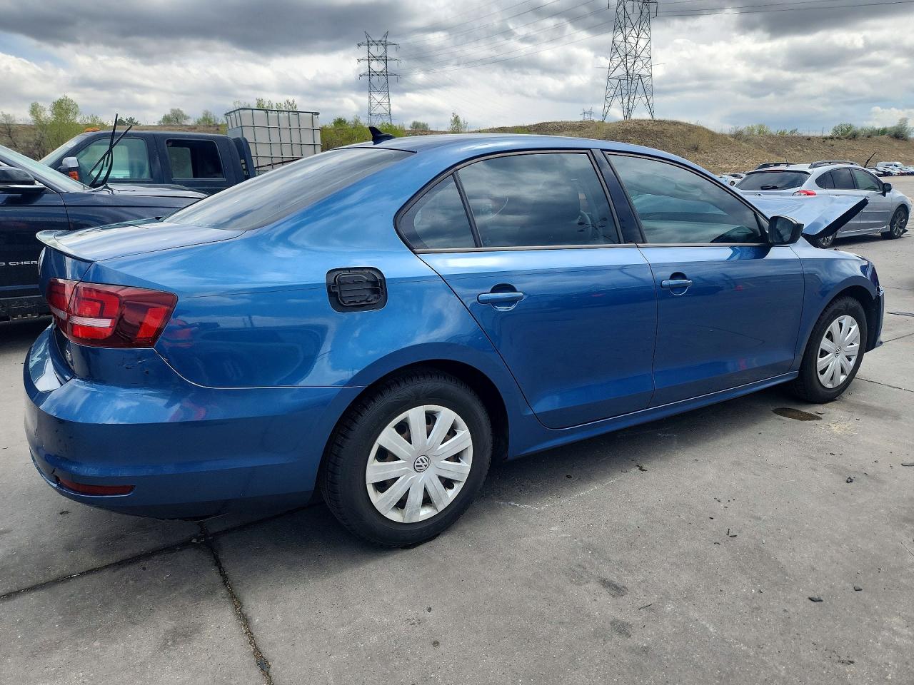 Volkswagen Jetta S