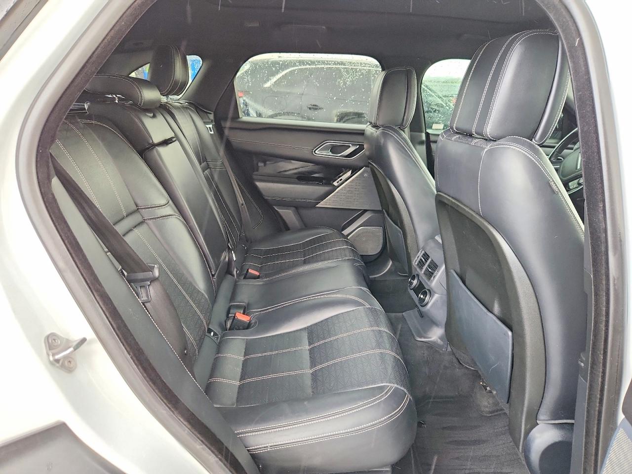 Land Rover Range Rover R-dynamic Hse