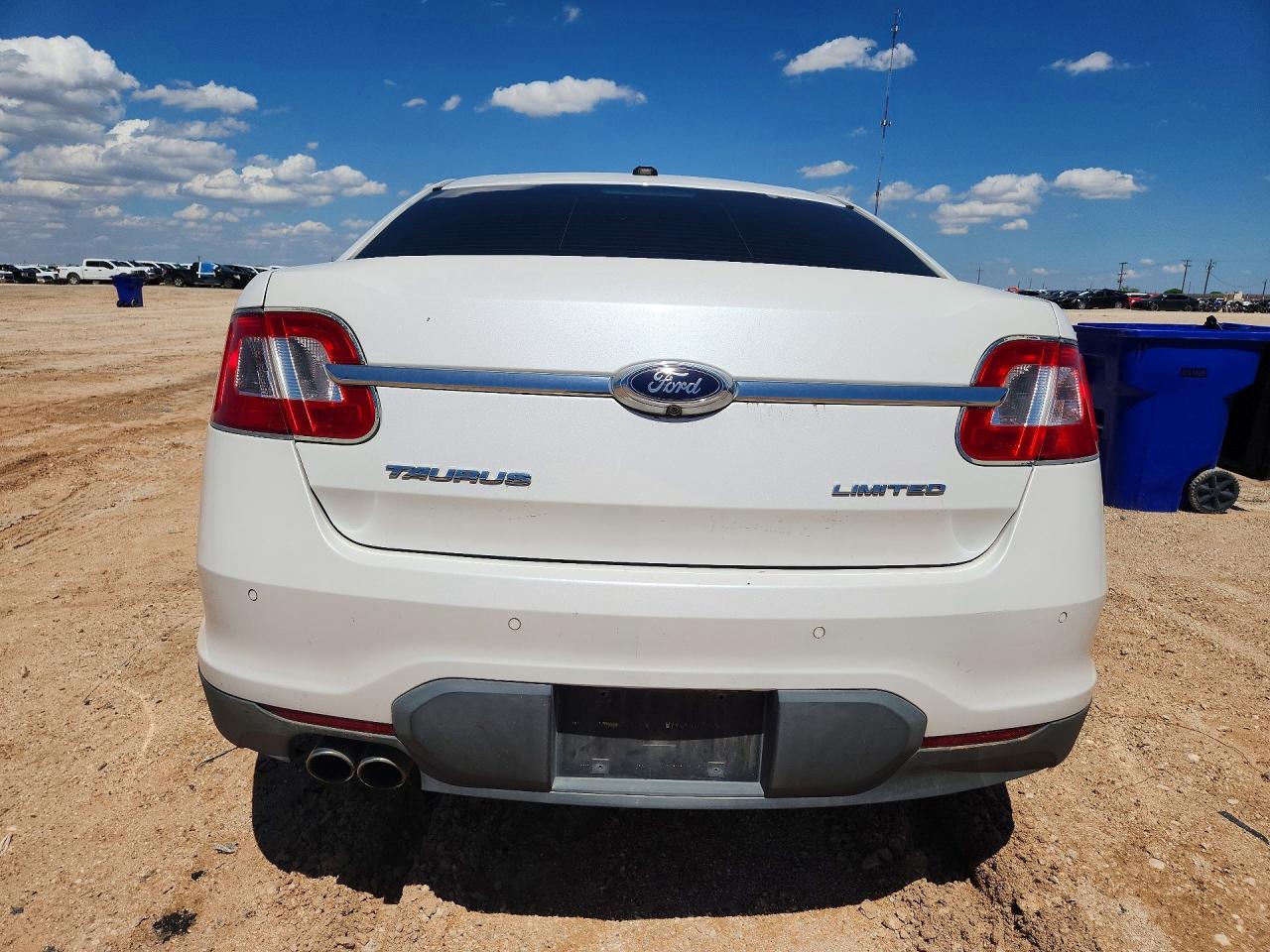 Ford Taurus Limited