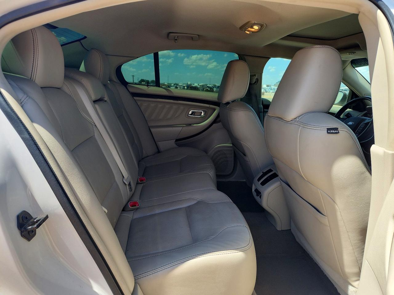 Ford Taurus Limited