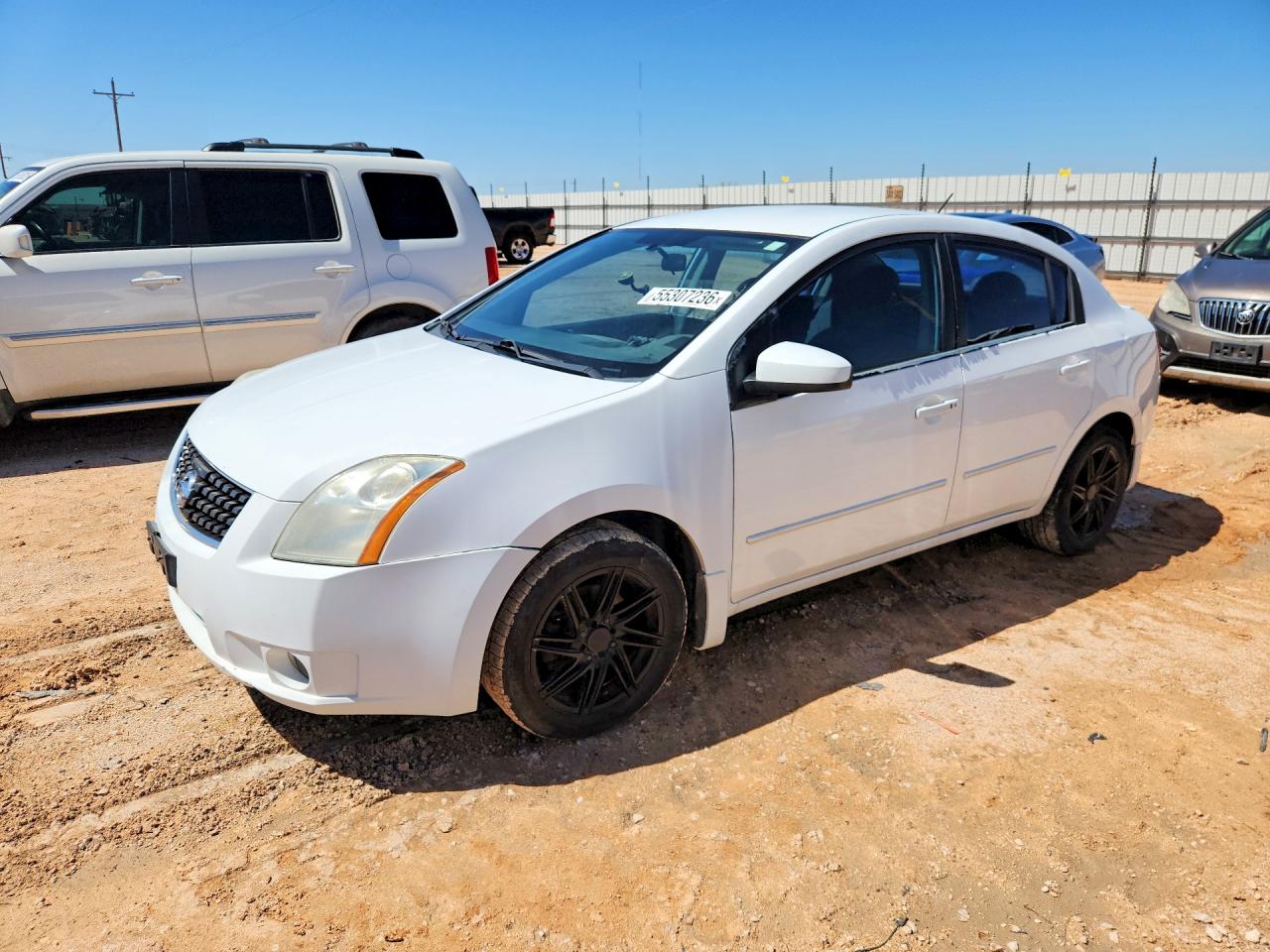 Salvage Nissan Sentra Image