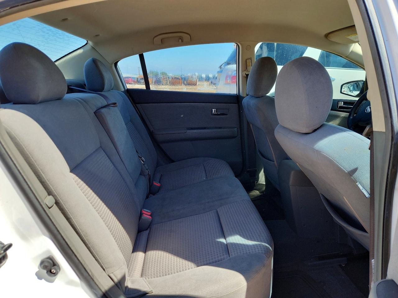 Nissan Sentra 2.0