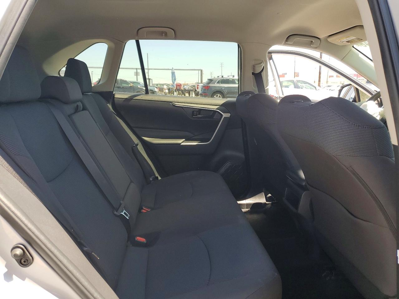 Toyota RAV4 Le