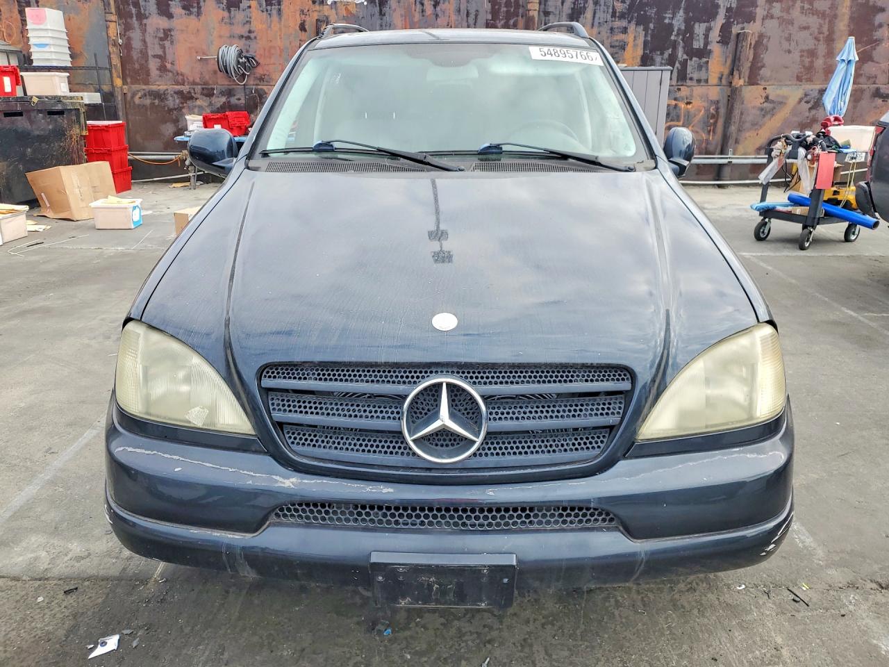 Mercedes-Benz M-Class 320