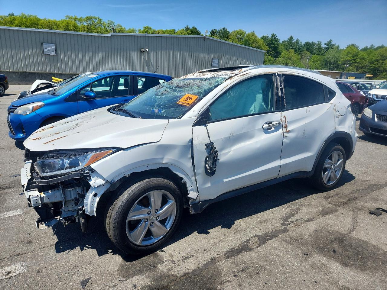 Salvage Honda HR-V Image