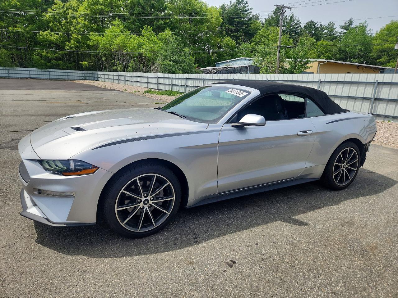 Salvage Ford Mustang Image