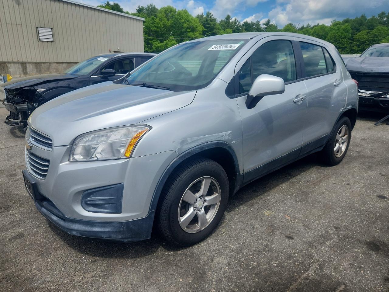 Salvage Chevrolet Trax Image
