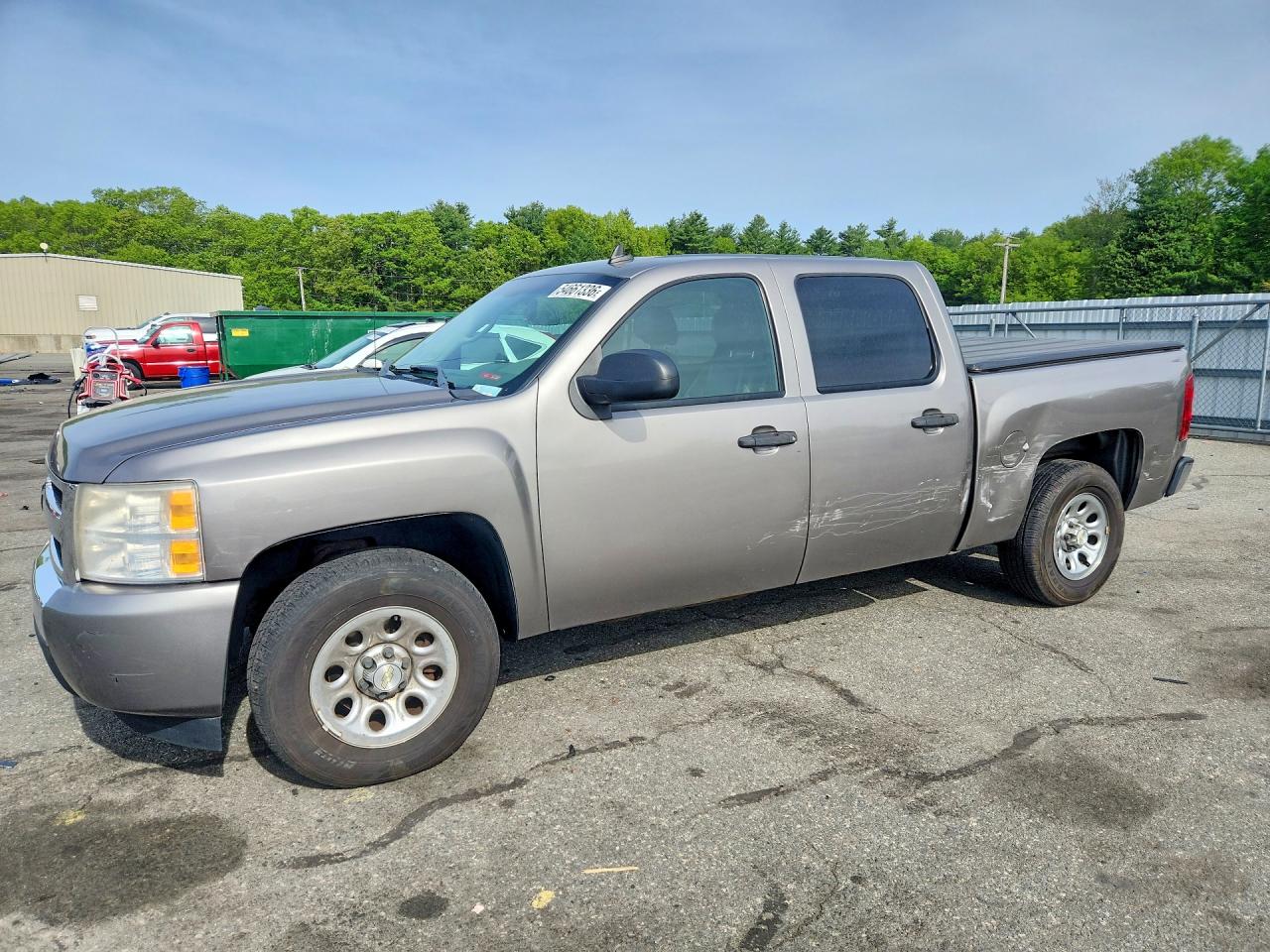 Salvage Chevrolet Silverado Image