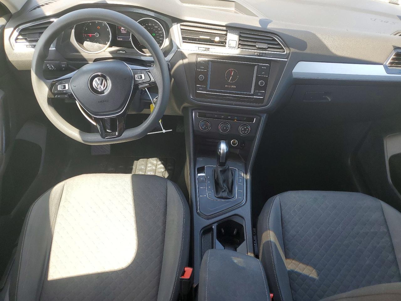 Volkswagen Tiguan S
