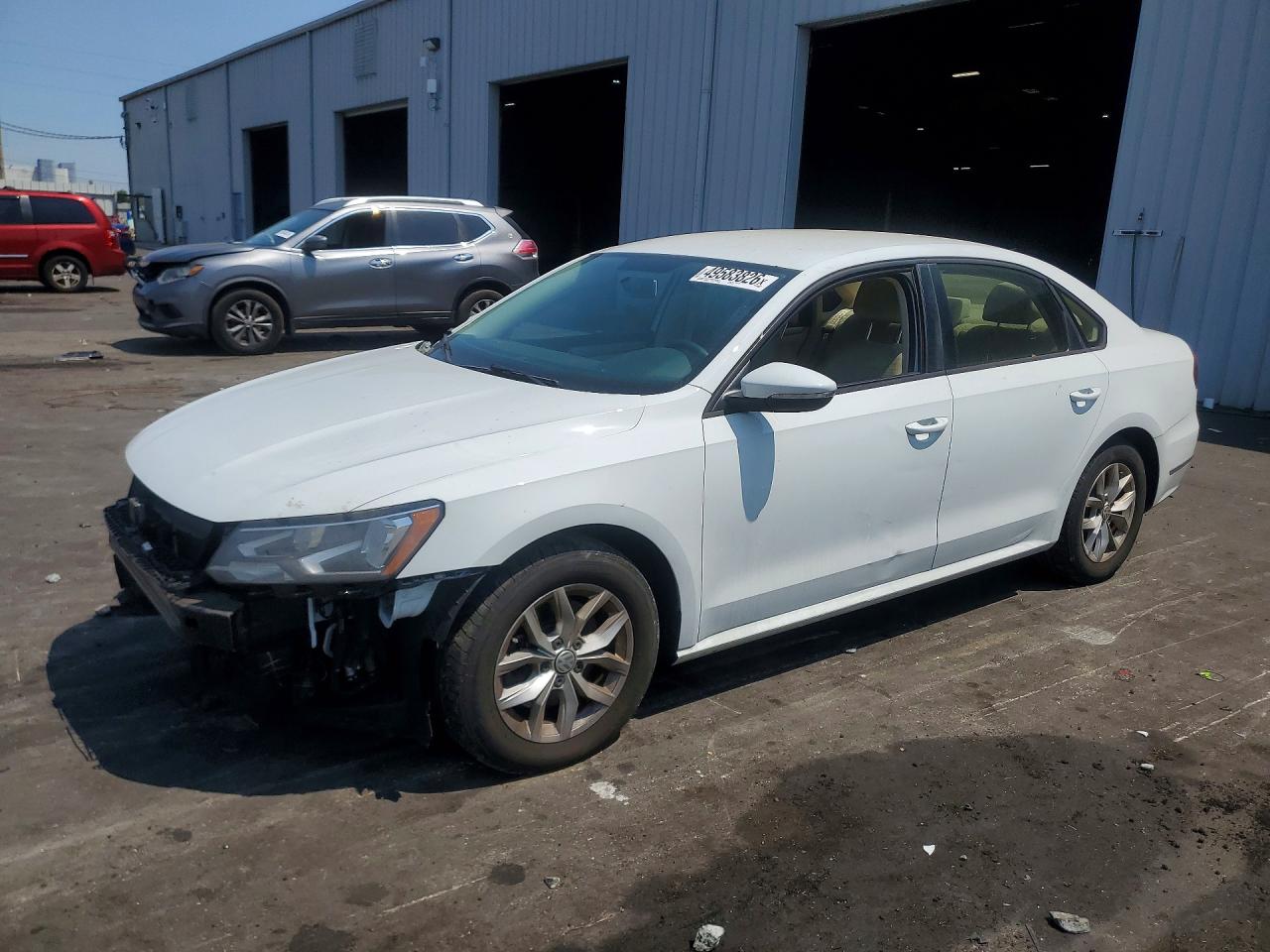 Salvage Volkswagen Passat Image