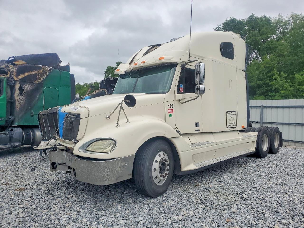 Freightliner Columbia