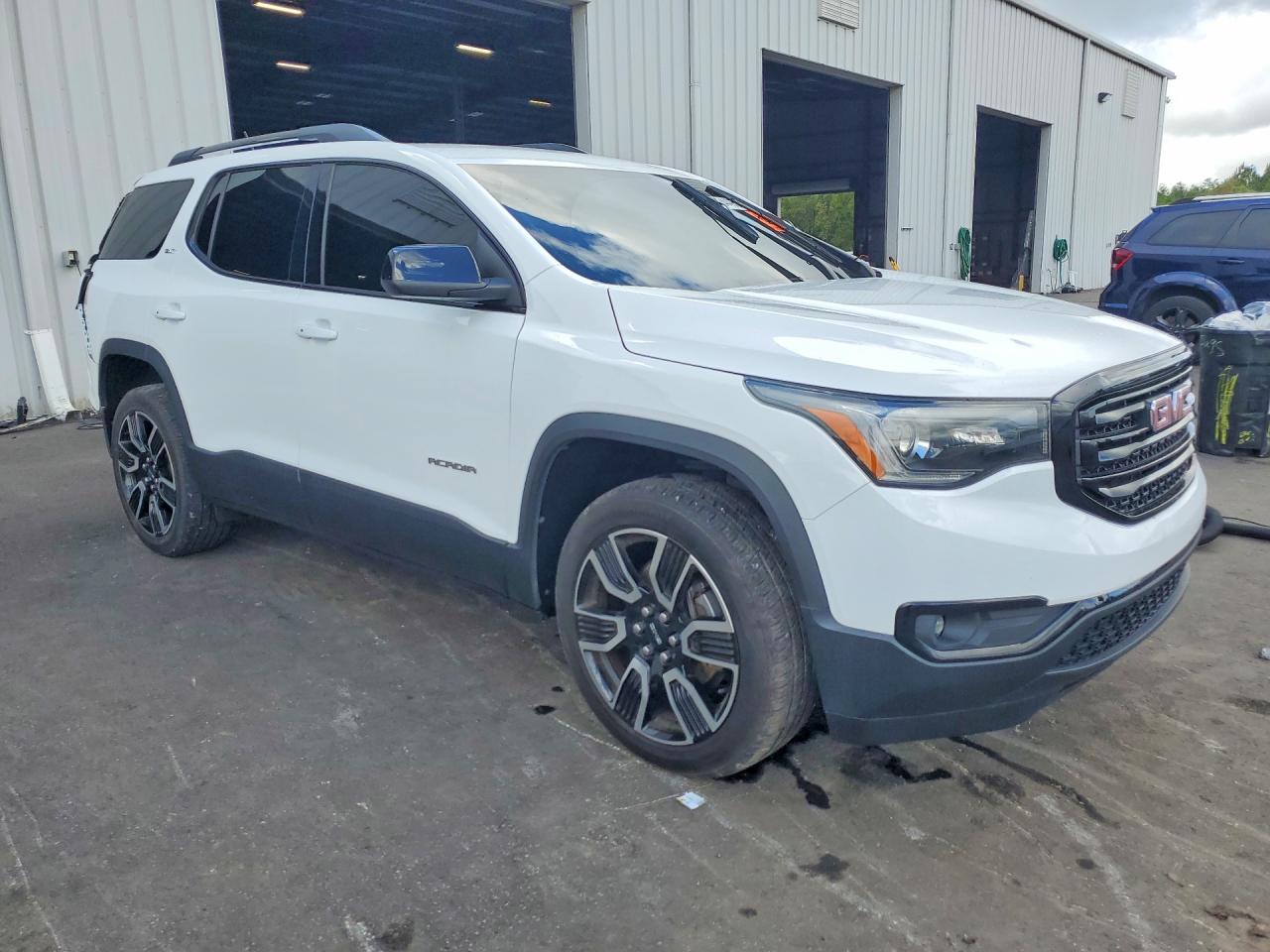 GMC Acadia Slt-1
