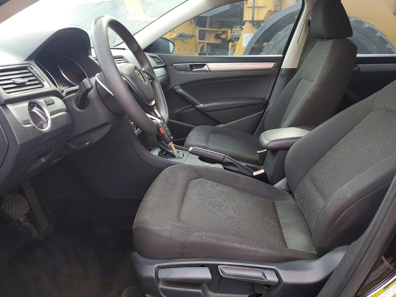 Volkswagen Passat S