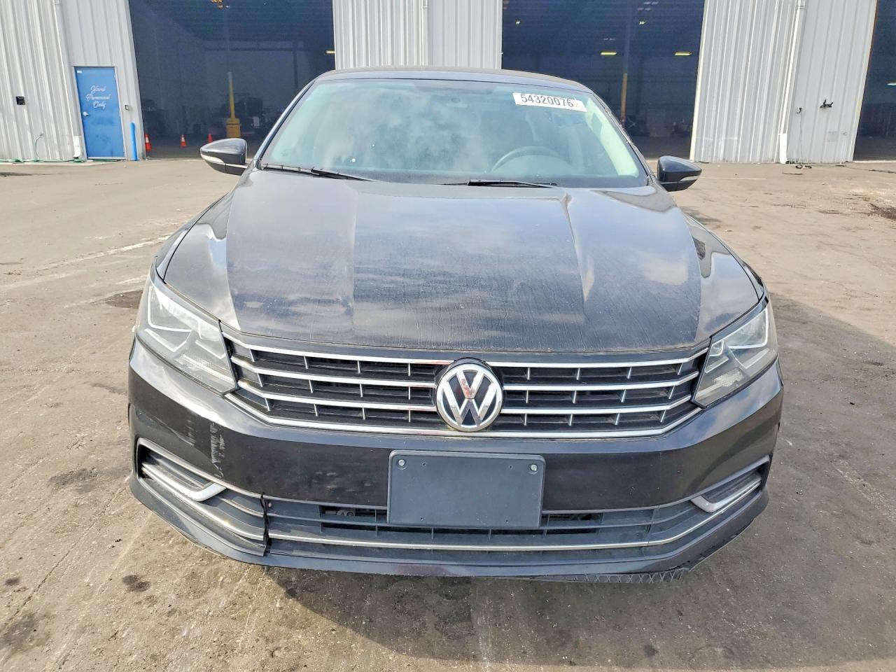 Volkswagen Passat S