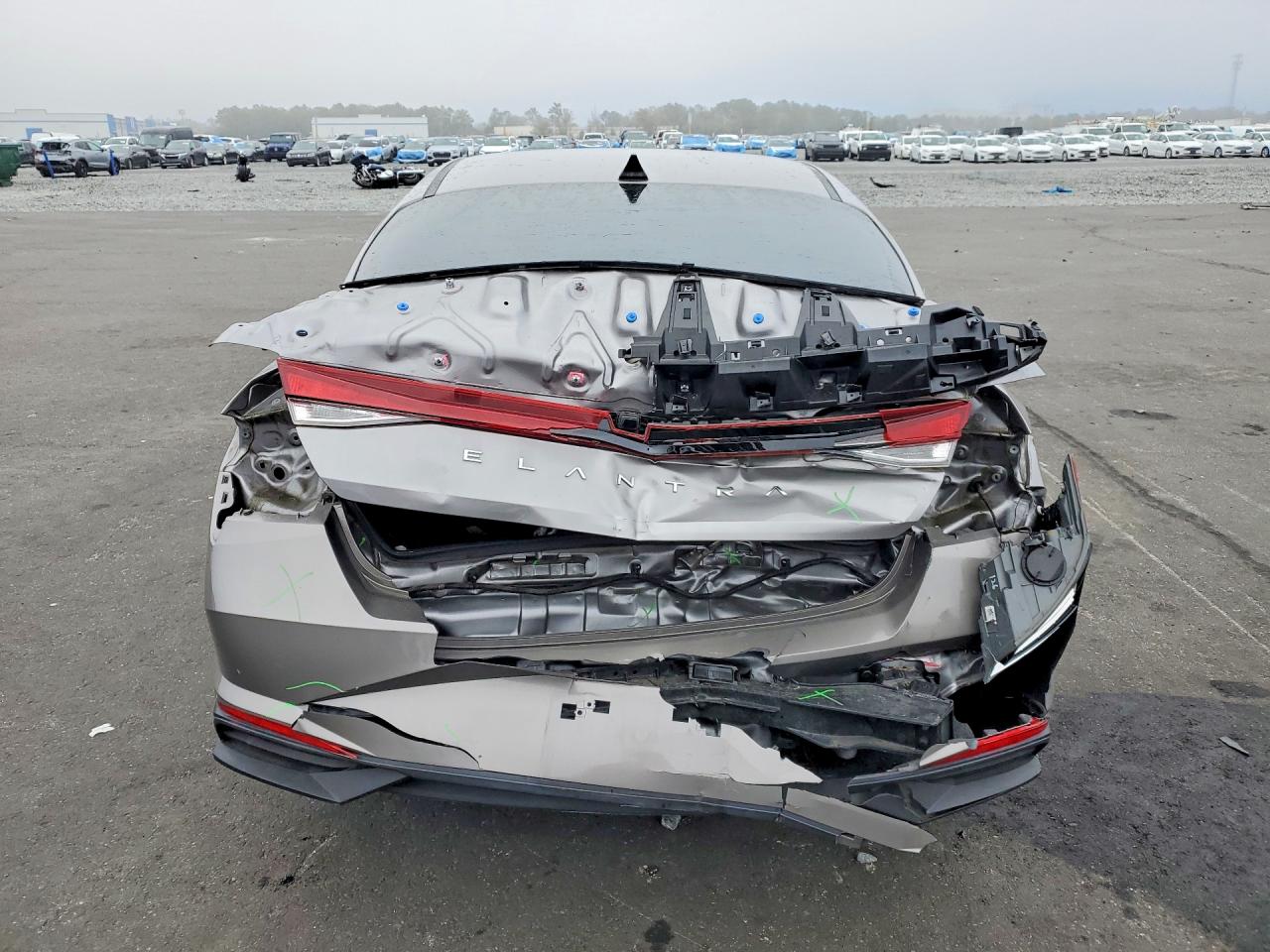 Hyundai ELANTRA Sel