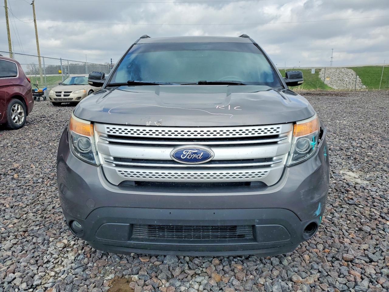 Ford Explorer Xlt