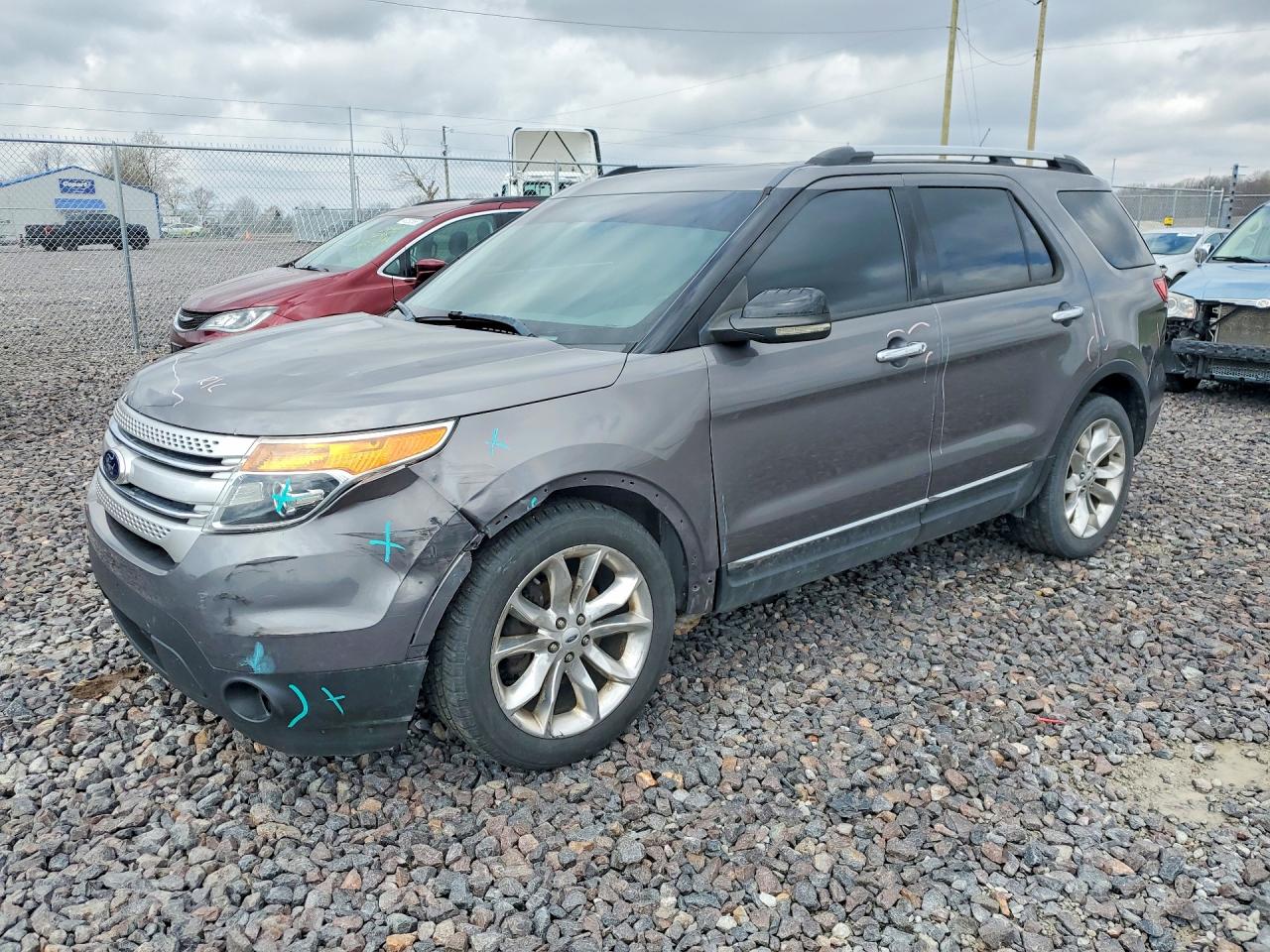 Salvage Ford Explorer Image