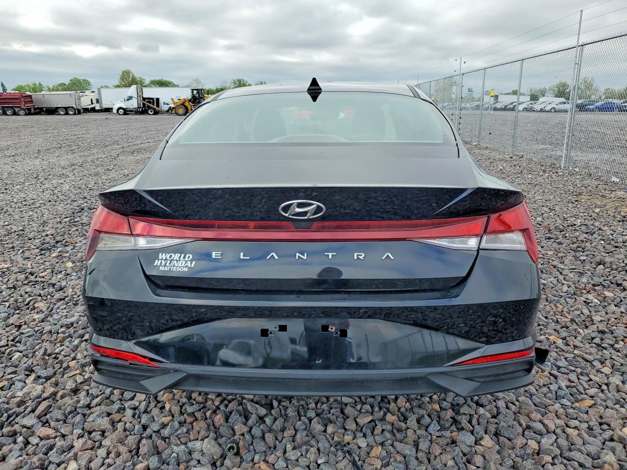 Hyundai ELANTRA Sel