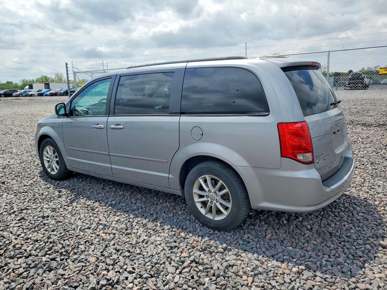 Dodge Caravan Sxt