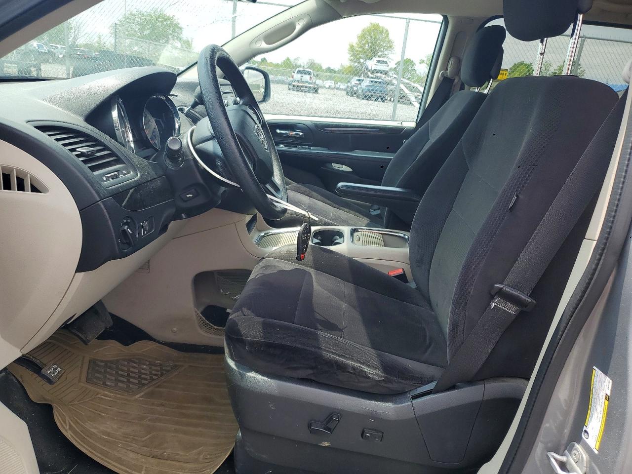 Dodge Caravan Sxt