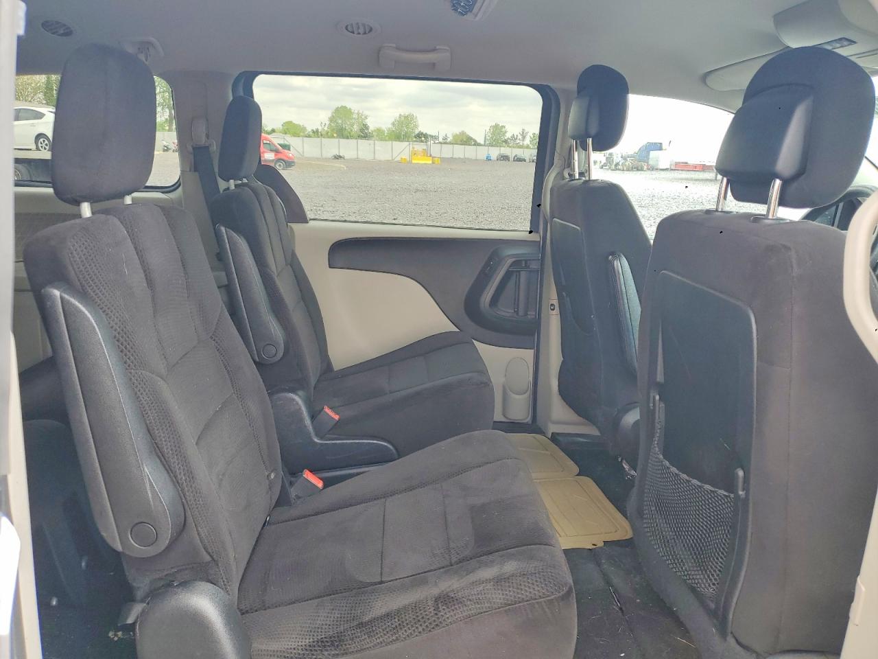 Dodge Caravan Sxt