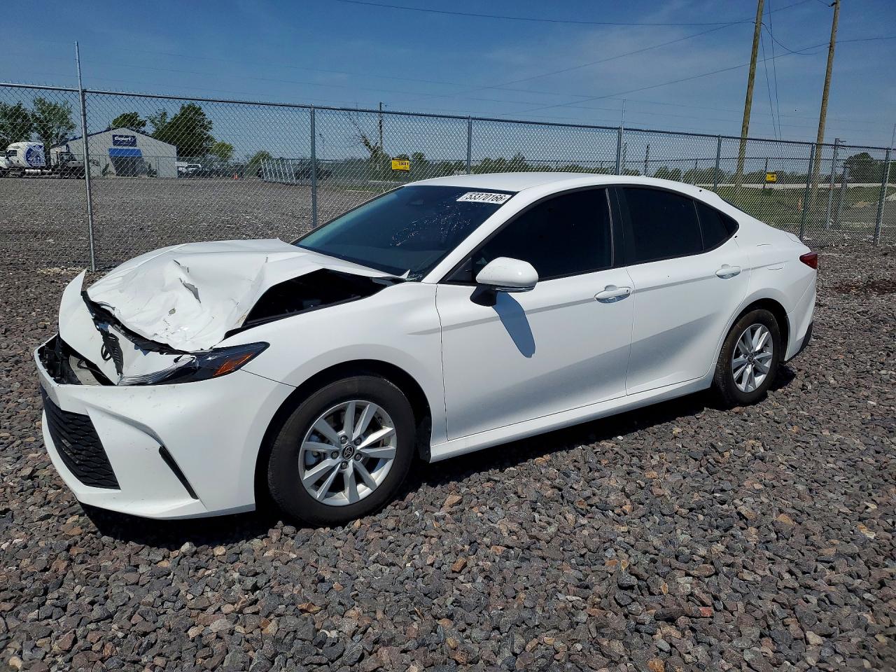 Salvage Toyota Camry Image