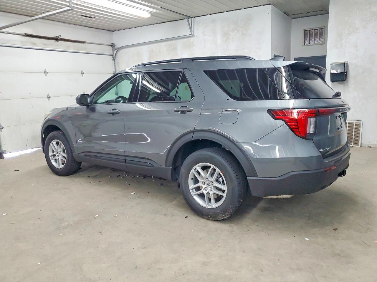 Ford Explorer Active