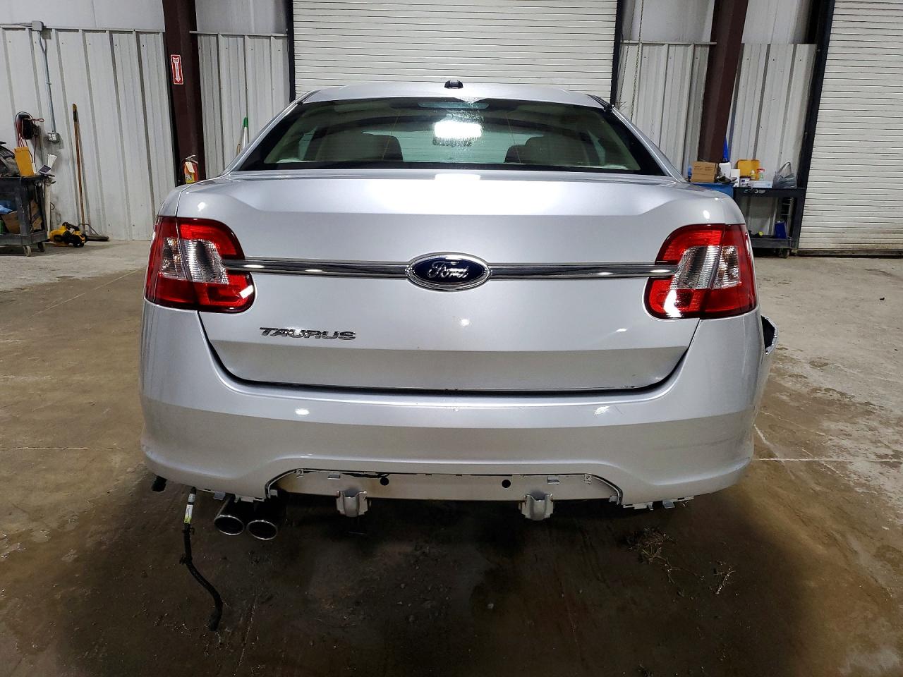 Ford Taurus Se