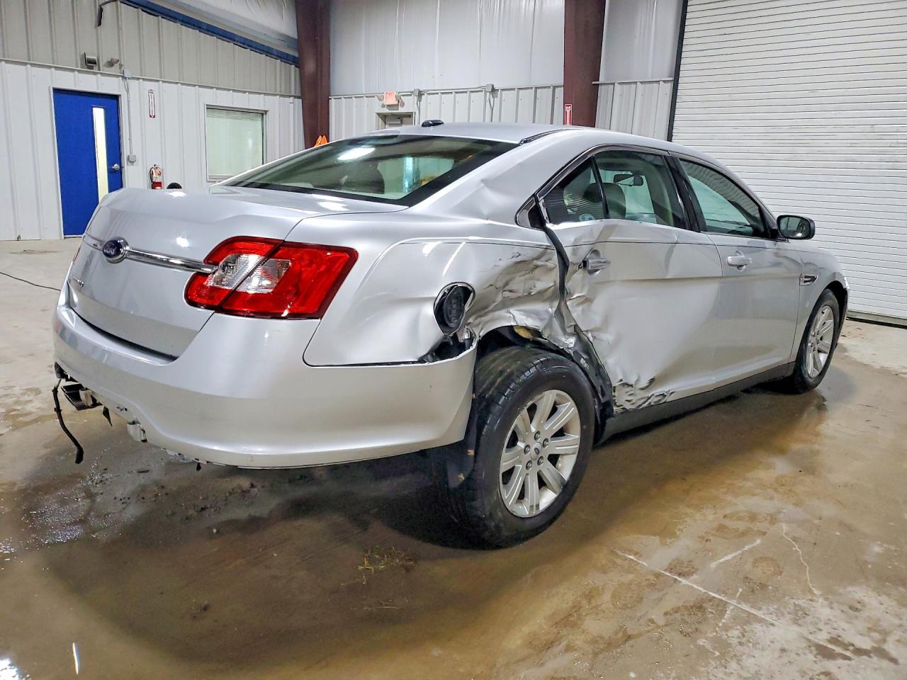 Ford Taurus Se