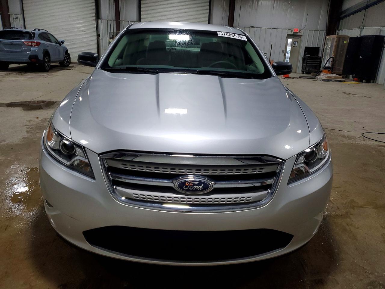 Ford Taurus Se